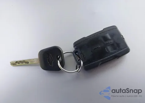 2018 Chevrolet Silverado 1500 1Lt from USA, damaged, VIN 1GCRCREC4JZ310865